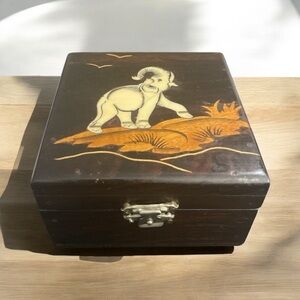 VTG Black Rosewood Inlay Elephant In Jungle Desert Square Fitted Jewelry Box